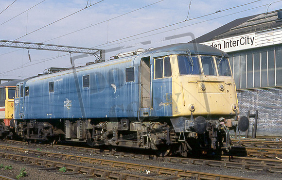81002 (Cat No DC81002) WILLESDEN 18-3-1990 DAVID COBBE