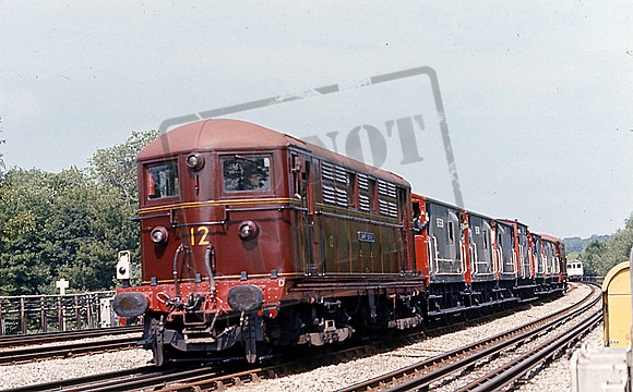MET 12 & 5 (Cat No MET12) Tolpits Lane 1972