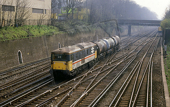 73108 (Cat No AE73108) EAST CROYDON ALAN EDWARDS