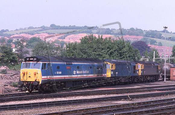 50049 DEFIANCE 33002 33101 (Cat No CJM50049) Exeter St Davids 19-05-1989 Colin J Marsden