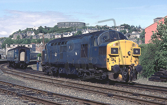 37039 (Cat No SB37039) Oban 1985 Stewart J Brown