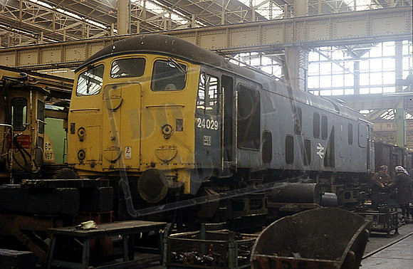 24029 (Cat No UBL24029) SWINDON WORKS 1977