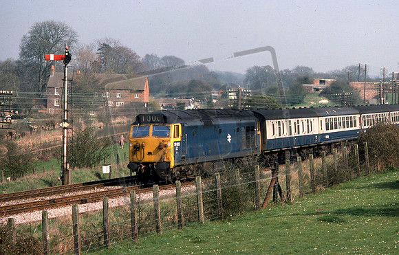 50023 (Cat No 201-33) On the Berks & Hants May 76 David canning