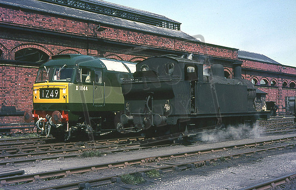 47439 D1844 (Cat No UNS47439) HOLYHEAD 1966