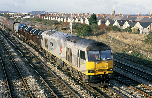 60033 TEES STEEL EXPRESS (Cat No 212-45) Cardiff 04-12-01 Andrew Wiltshire