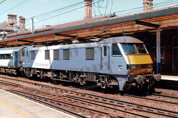 90 008 ipswich b