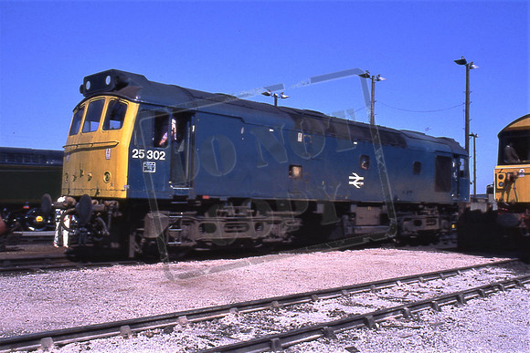 25302 (Cat No TTR3124) Reading Depot open day. JUN 85 Martin High