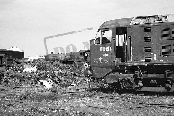 D6121 (Cat No TTP6121C) Woodhams Barry C1973