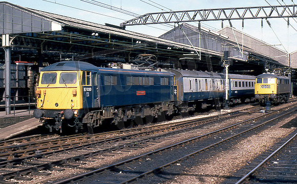 87030 BLACK DOUGLAS (Cat No TTR10112) Crewe 16-09-78 David Canning