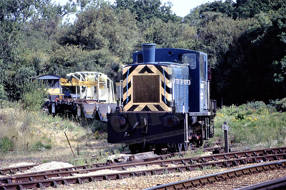 03079UN SANDOWN 06-08-90