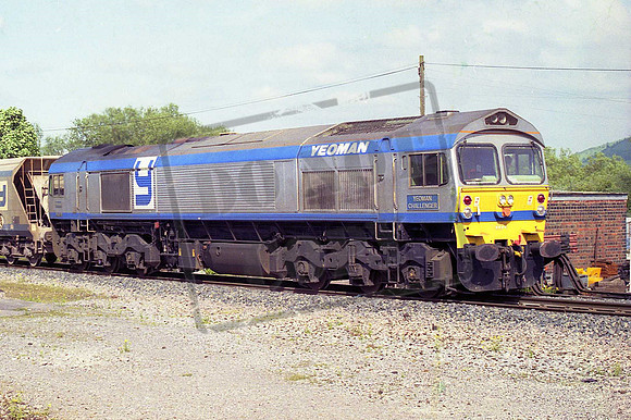 59004 YEOMAN CHALLENGER (Cat No MSP59004C) Westbury 28-05-1993 Mike Spencer 389