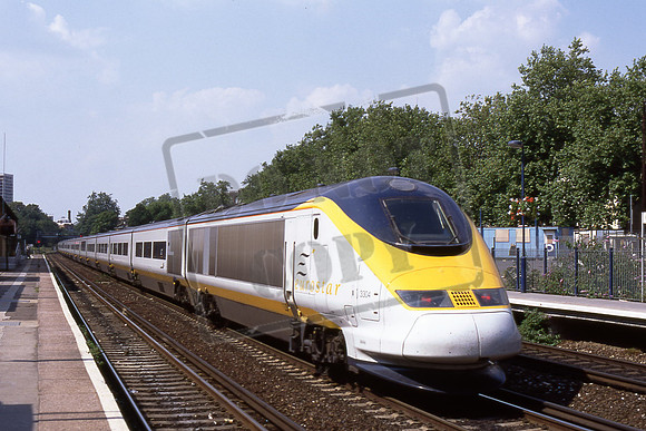3304 (Cat No TTR2964) Kensington Olympia on North Pole bound ECS. 06-03-97 Darren Ford
