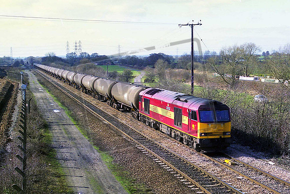 60036 GEFCO (Cat No JG60036) At Findern on Kingsbury - Humber Refinery empty tanks. John Griffiths