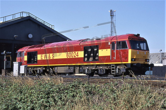60024 (Cat No TTR2724) Immingham 18-07-96 Dave Campbell