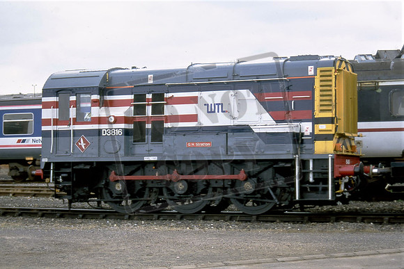08649 D3186 G.H.STRATTON (Cat No TTR2702) In Wessex Tarincare livery at Eastleigh Works. 09-09-96 Darren Ford