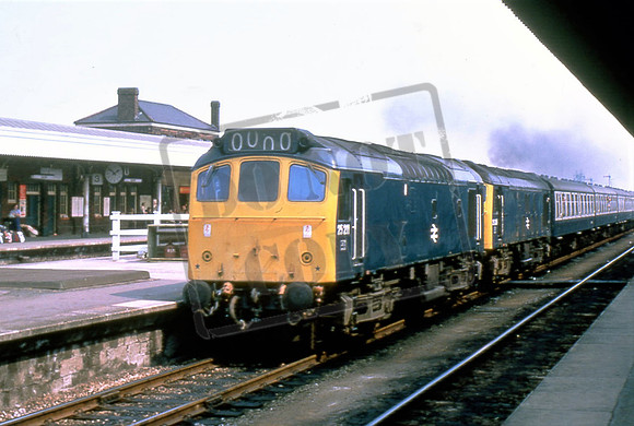 25211 (Cat No 214-16) Taunton