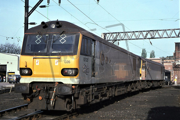 92026 BRITTEN (Cat No TTR2791) Crewe International Depot 02-03-97 Martin High