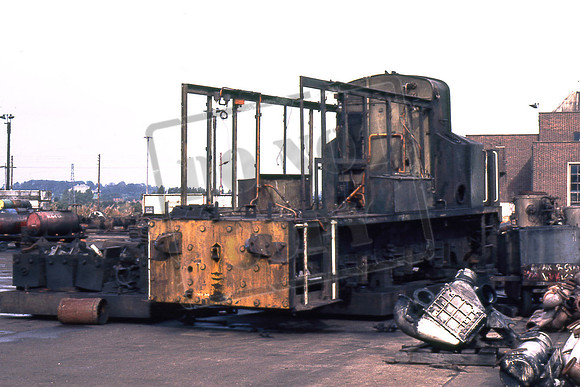 13002 (Cat No TTR2841) Doncaster 10-09-82 Colin Marsden