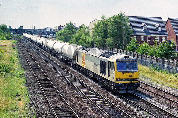 60068 CHARLES DARWIN (Cat No JG60068) Burton Upon Trent heading north towards Derby. John Griffiths