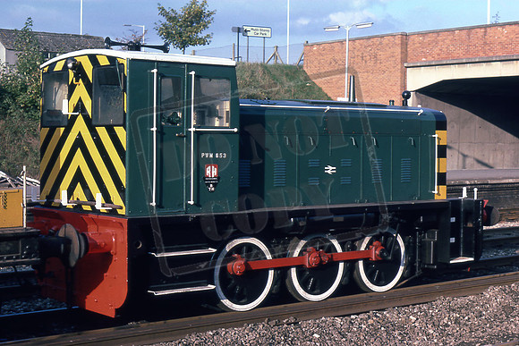 PWM653 (Cat No TTR10077) Newbury DEC 75 David Canning