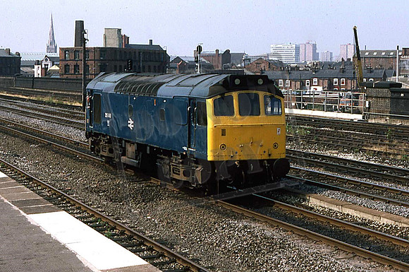 25140 (Cat No UN25140B) Manchester Victoria 1983