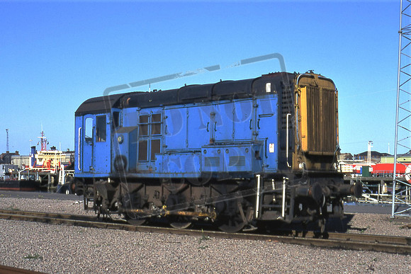 08871 (Cat No TTR2818) At Humberside Sea & Sand, Grimsby. 25-05-97 Michael Hill