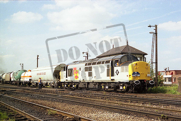 37065 (Cat No JG37065) Coalville Mantle Lane 11-06-1989 John Griffiths