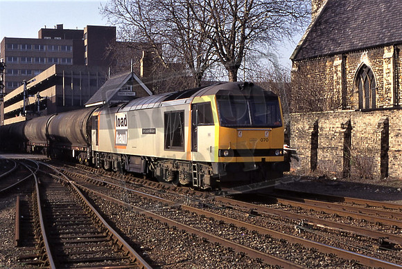 60070 JOHN LOUDON MCADAM (Cat No 200-21) Lincoln 6E50 Langley-Lindsey tanks. 10-03-1997 Michael Hill