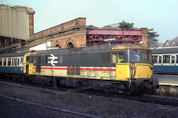 73136 (Cat No MSP73136B) Bournemouth 12-12-1987 Mike Spencer 104