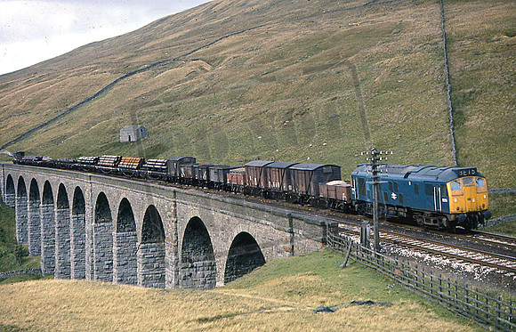 5175 (Cat No UN5175 ARTEN GILL VIADUCT 1970s