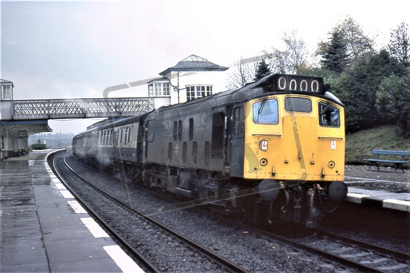 25232 (Cat No TTR2729) At Gleneagles on an Edinbugh service. 05-12-76 Dave Campbell