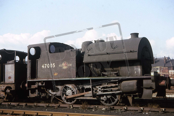 47005 (Cat No UNS47005) Class 0F Rotherham 29-10-1966