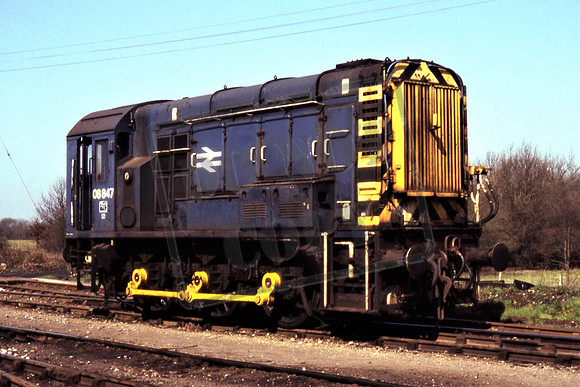 08847 (Cat No UN08847) Tonbridge West Yard 1984