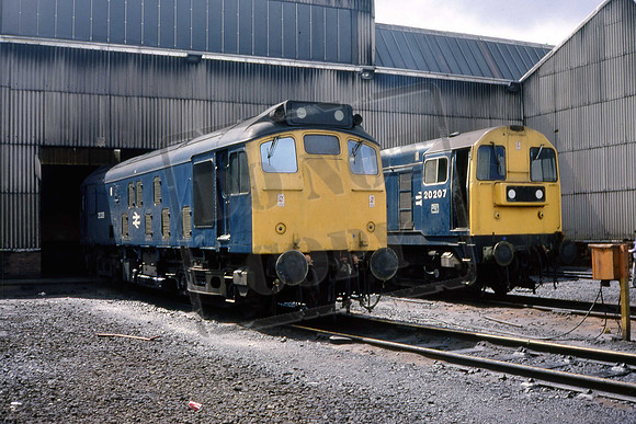25228 & 20207 (Cat No UN25228B) Eastfield Depot 29-07-79