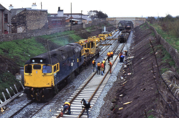27014 (Cat No TTR995) Kilwinning 05-05-85 George Walker