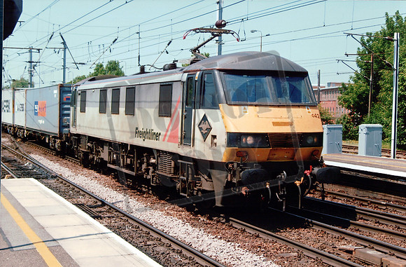 90 042 ipswich g