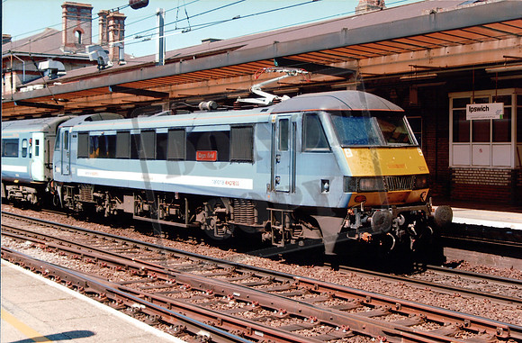 90 006 ipswich d