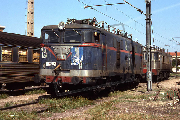 2504  POR ELECTRIC AT ENTROCAMENTO 20-09-1976