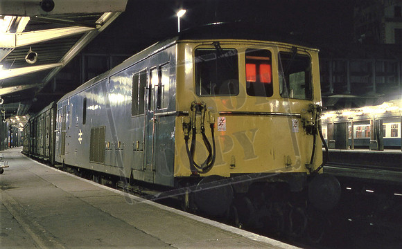 73113 (Cat No TTR2094) Victoria 19-04-1994 Robert Beaumont