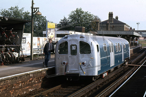 S58 (Cat No TTR2322) Farnham W & C unit. 27-09-77 Colin Marsden