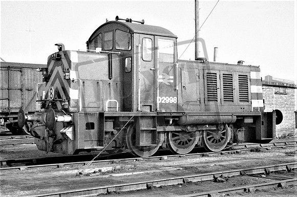 2998 TTP SOUTHAMPTON DOCKS 1969