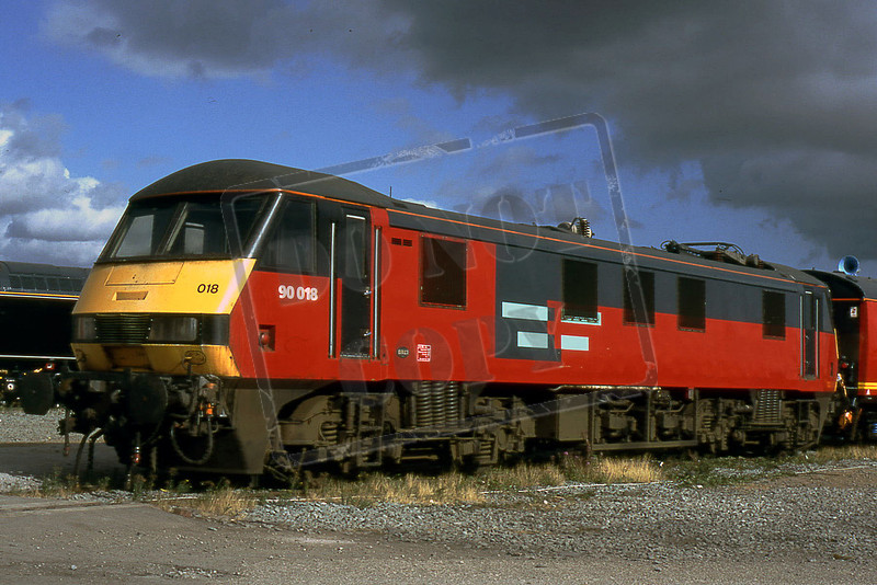 British Railway Photographs | CLASS 90 COLOUR