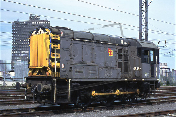 08482 (Cat No TTR2606) Wembley International 15-06-96 Michael Hill