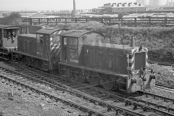 TTP2248 2244 NEVILLE HILL 1969