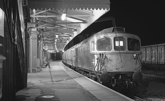 TTP33106 TC417 YEOVIL 21.22 TO BASINGSTOKE 8-9-1983 COLIN MARSDEN