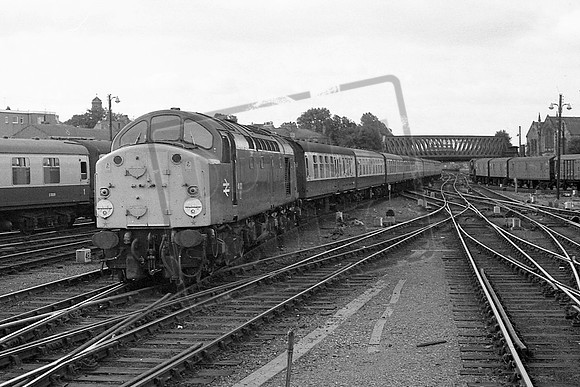 TTP40031 YORK 08.40 Manchester Victoria to Scarborough 23-8-80 Colin Marsden