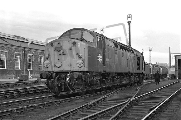 TTP40085 CREW WORKS 19-3-1975