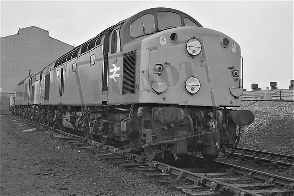 TTP40098 CREWE WKS 27-8-75 CJM