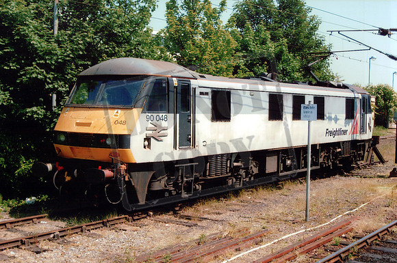 90 048 ipswich b
