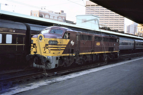 AUSTRALIA 4484 NSW AT SYDNEY CENTRAL 3-4-1982